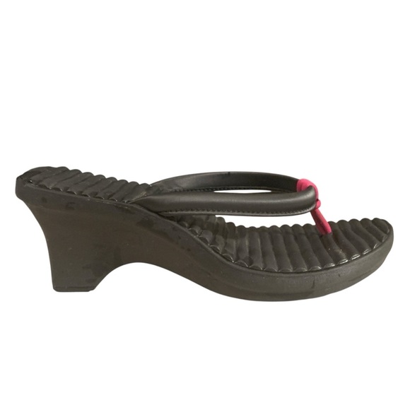 Crocs Cabana Black 3" Wedge Heels Sandals - Picture 2 of 9